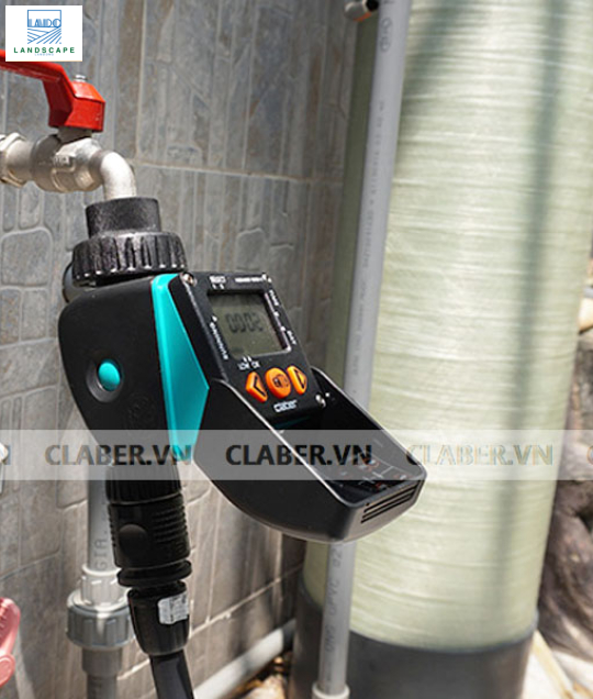 Bộ hẹn giờ tưới cây tự động Claber Aquauno Video 2 8428