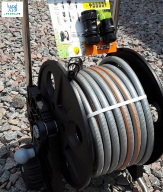 Cuộn ống tưới cây có xe đẩy Claber Genius Compact 25 8858