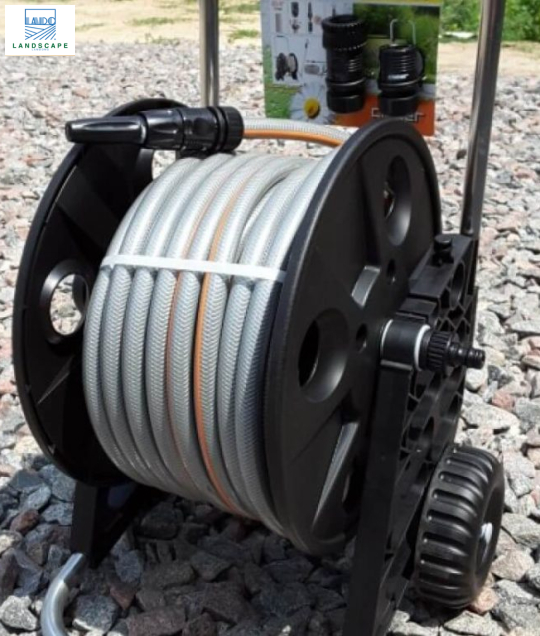 Cuộn ống tưới cây có xe đẩy Claber Genius Compact 25 8858